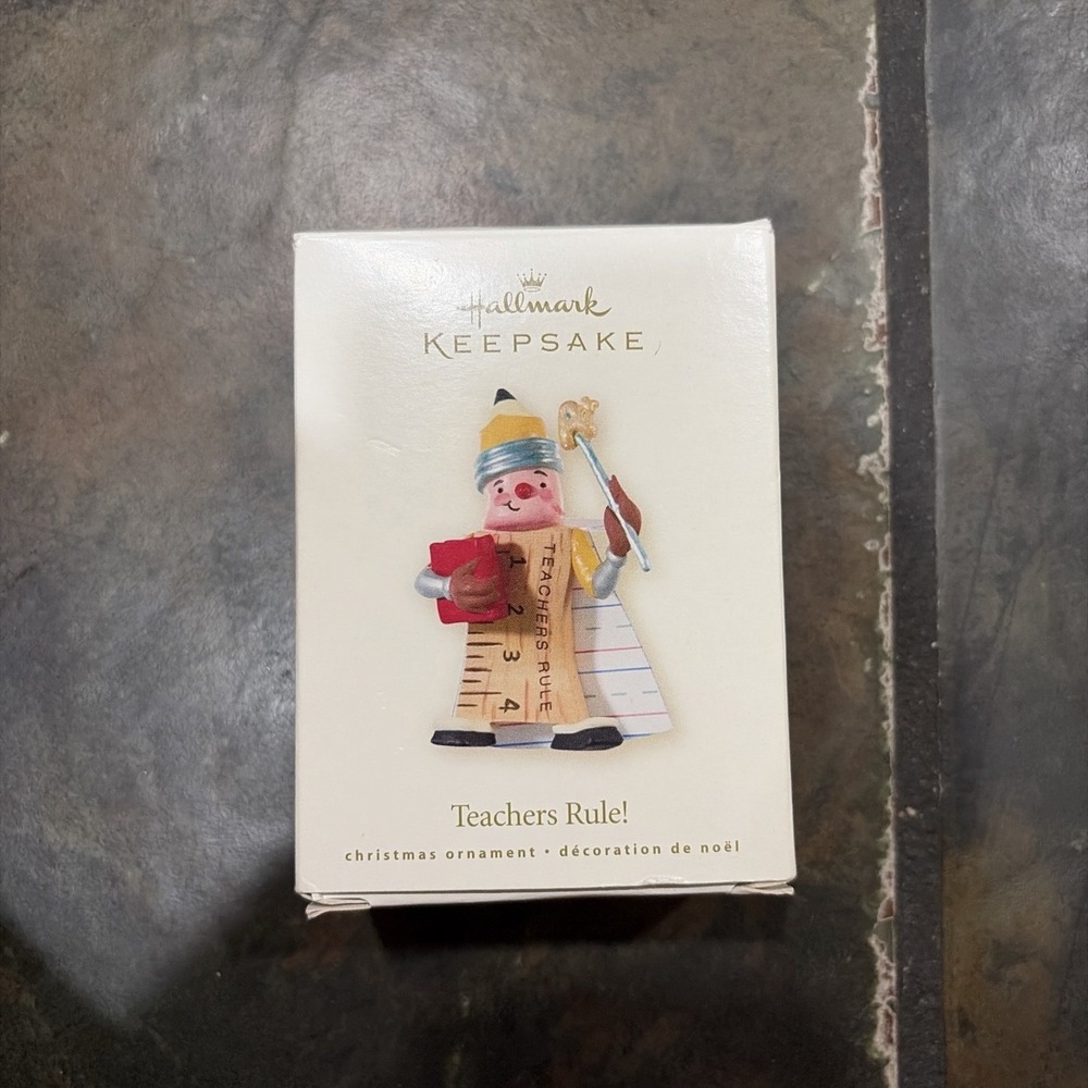 Hallmark Keepsake 2008 Teachers Rule Handcrafted Christmas Ornament